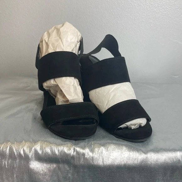 Unisa Black Heeled Sandals Sz 8.5M - Picture 1 of 15